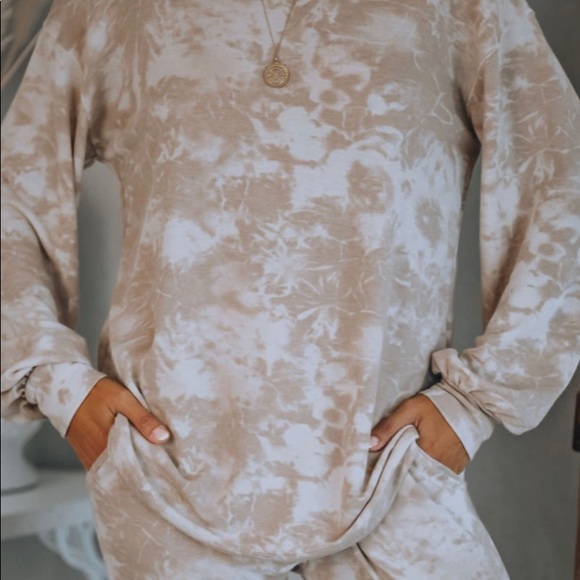 Tie dye Knit Set - Picture 2 of 7